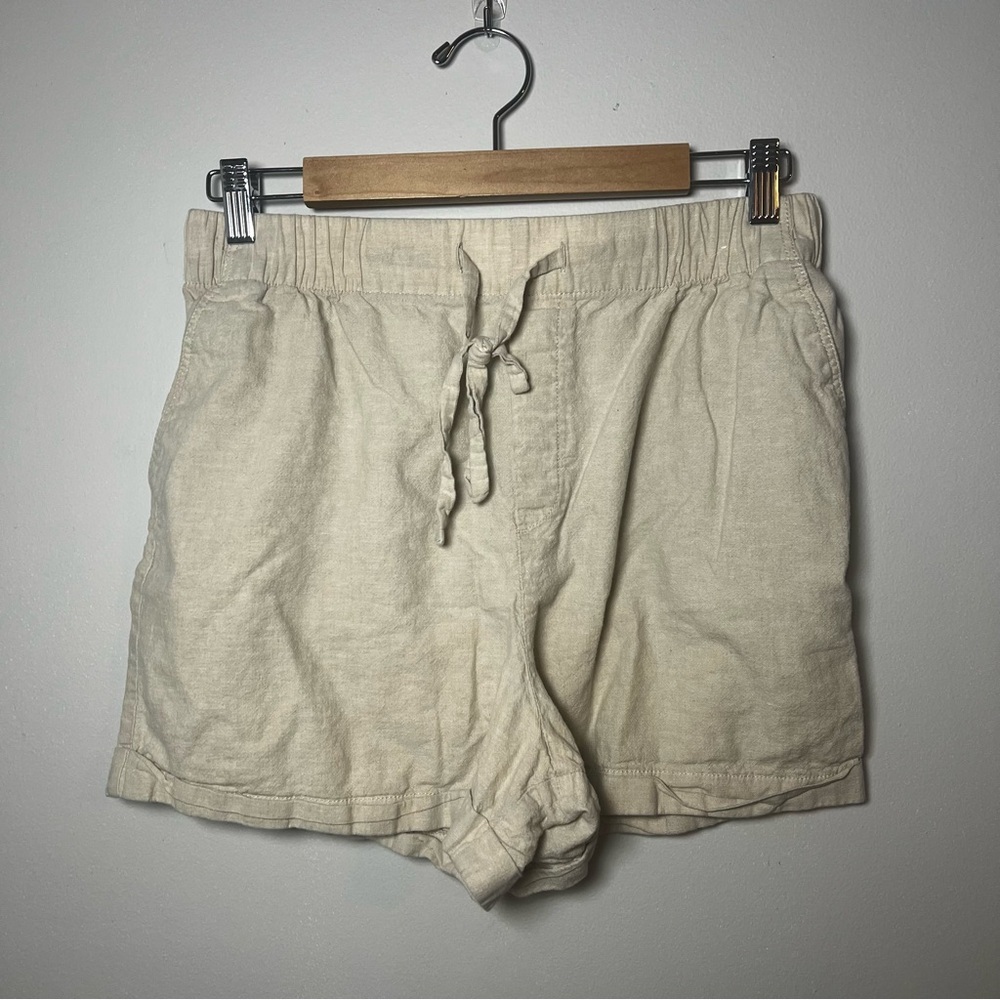 Uniqlo Linen Blend Khaki Shorts 3.5” Elastic Waist Women’s M Boho Vacation
